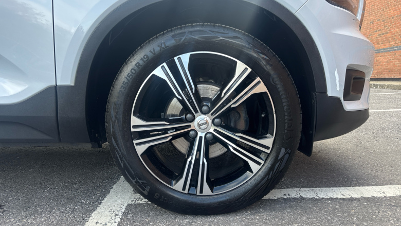 Volvo Xc40 1.5 T3 [163] Inscription Pro 5dr Geartronic Petrol Estate